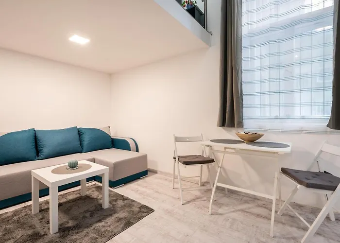 Artistic Home Apartment